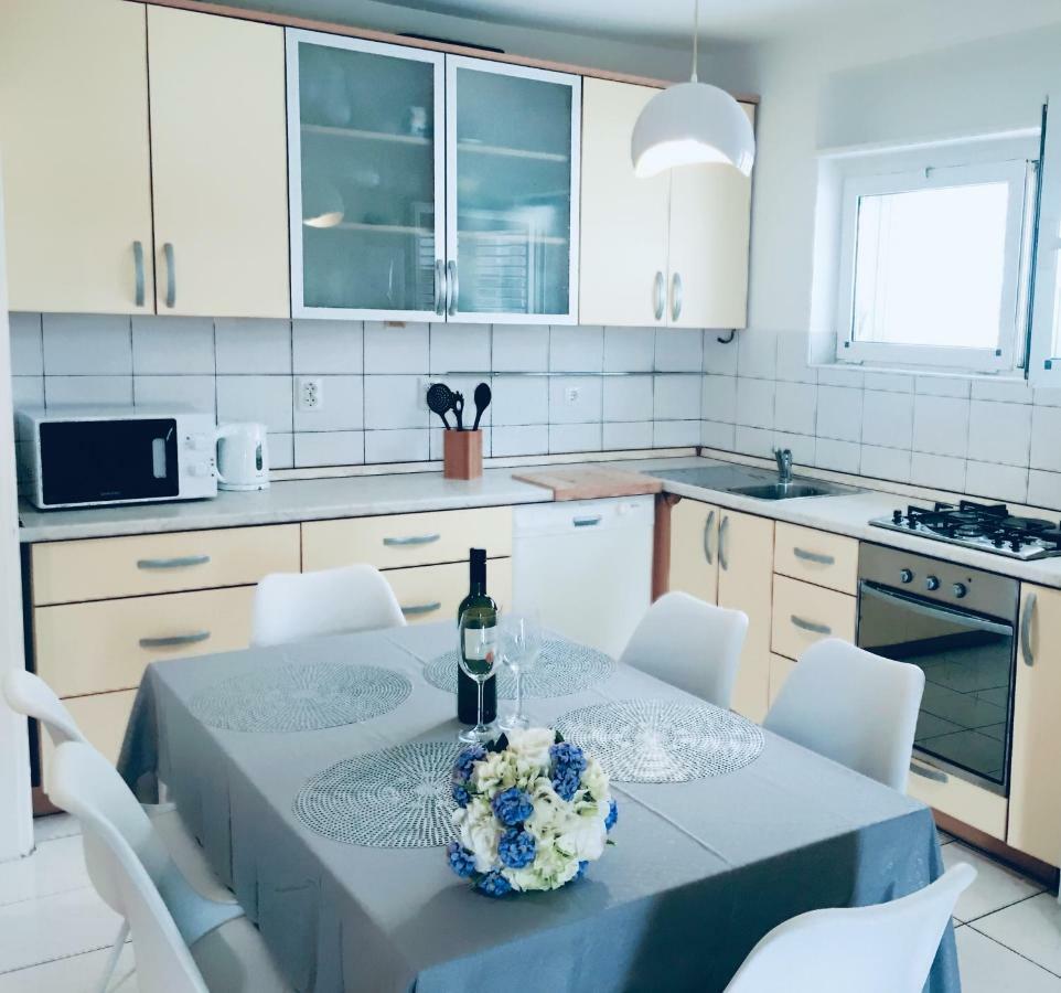 Apartman Grey 2 Minutes From Sea Appartement Makarska Buitenkant foto